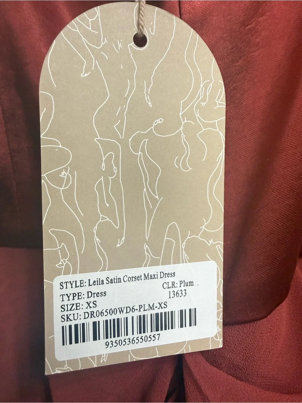 Meshki figure skimming
