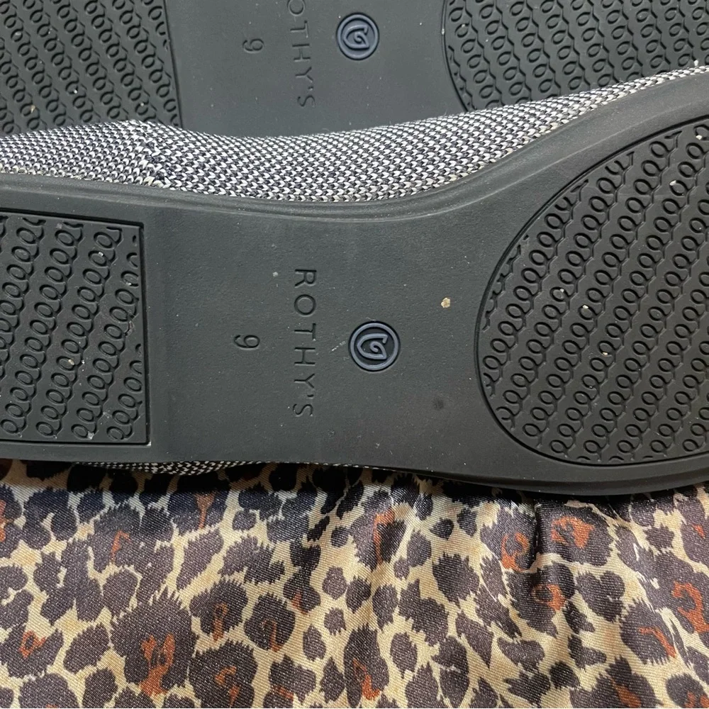 Rothys rothy’s round