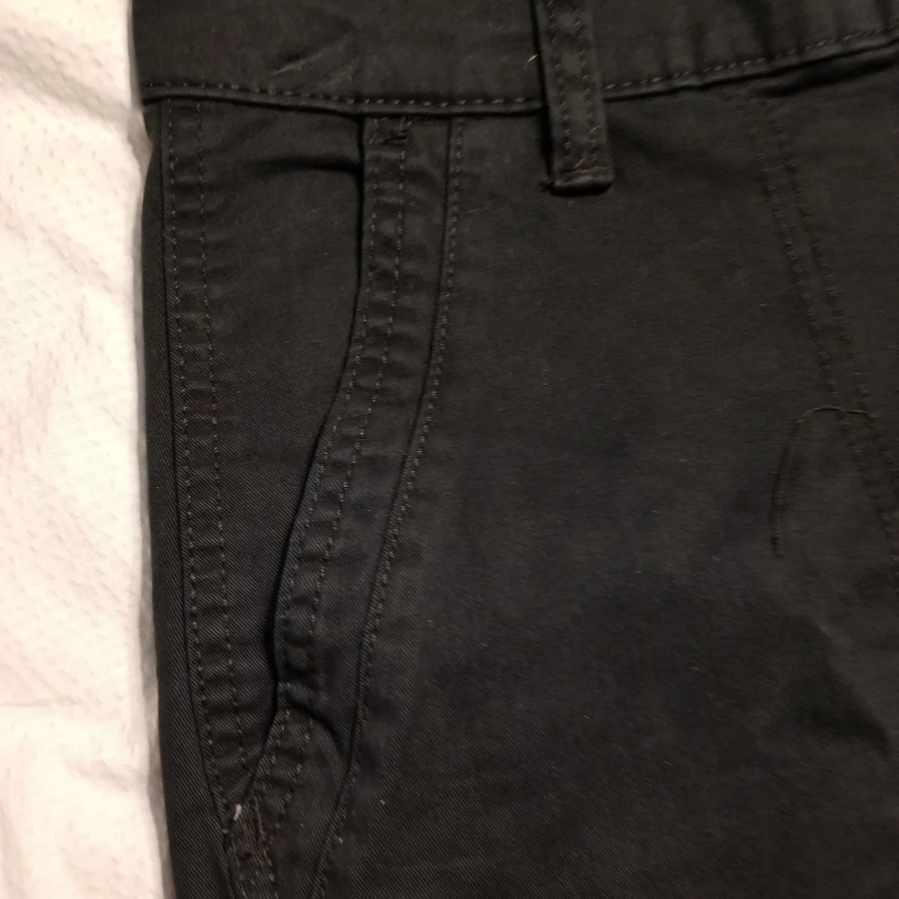 NWT BLACK CARGO LEE RELAXED FIT SIZE 29