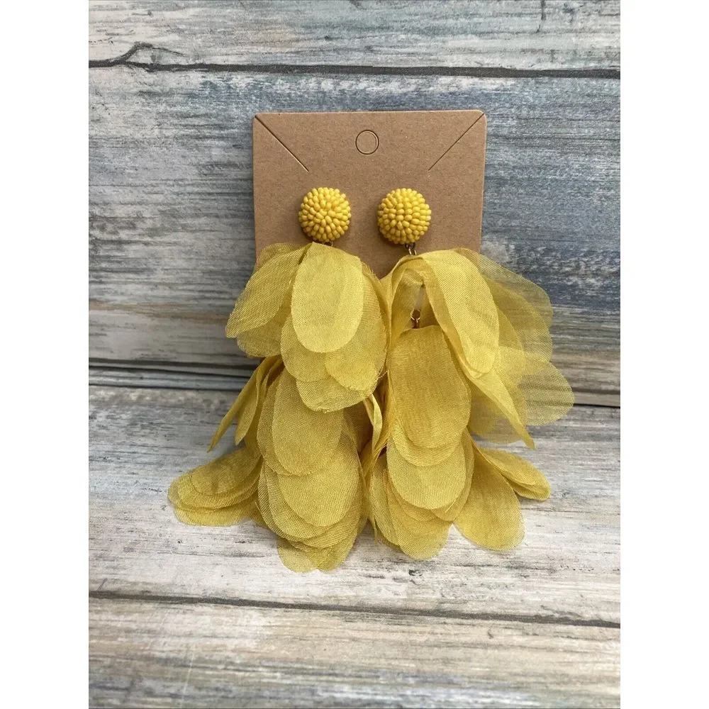 Yellow Breeze Flow Earrings Drop Dangle White Beads 3.5