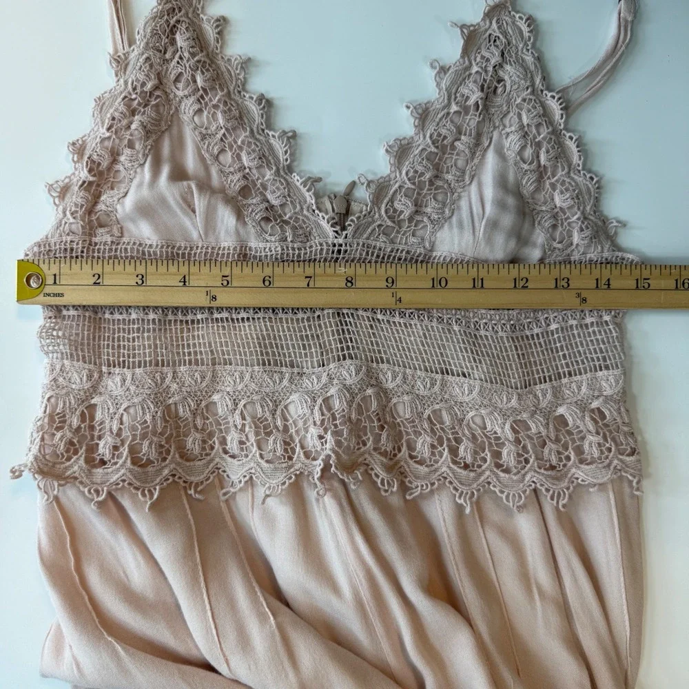 Mila blush pink