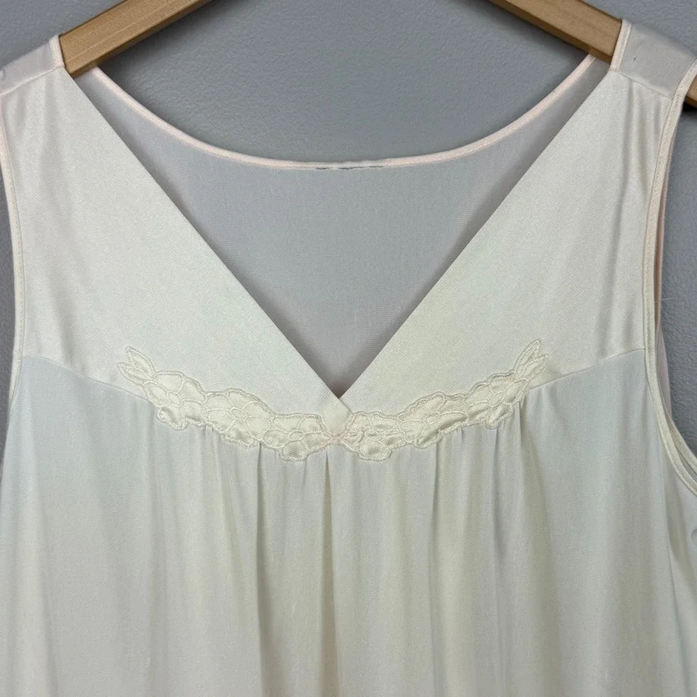Vanity Fair elegant vintage