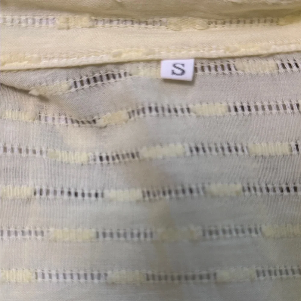 N/A yellow textured