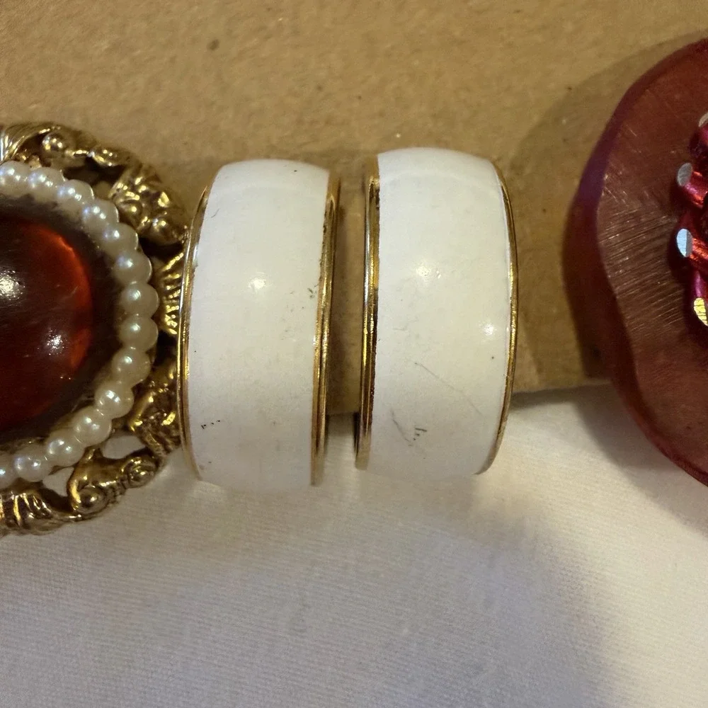 The Unbranded Brand vintage lot