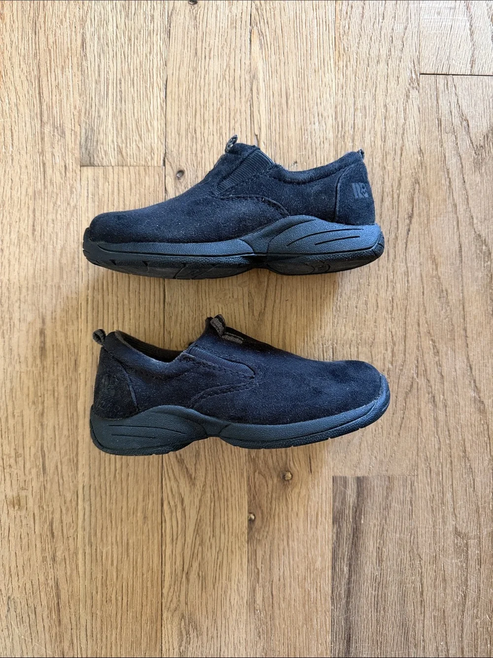Rugged Outdoors Kids Black Slip-On Suede Comfort‎ Loafers Sneakers Size 9