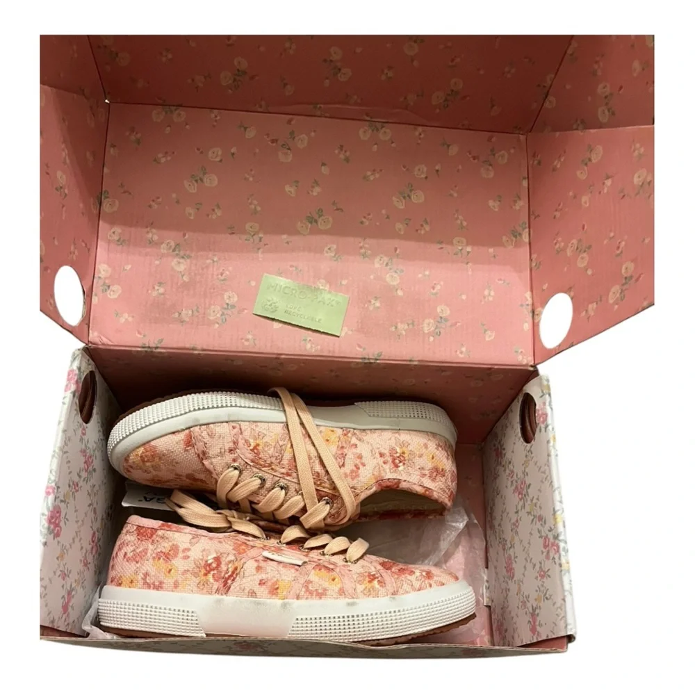 LoveShackFancy new box