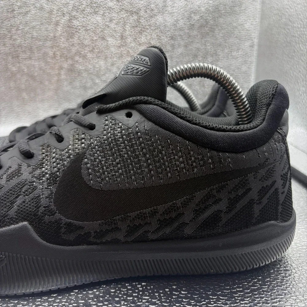 Nike product pair