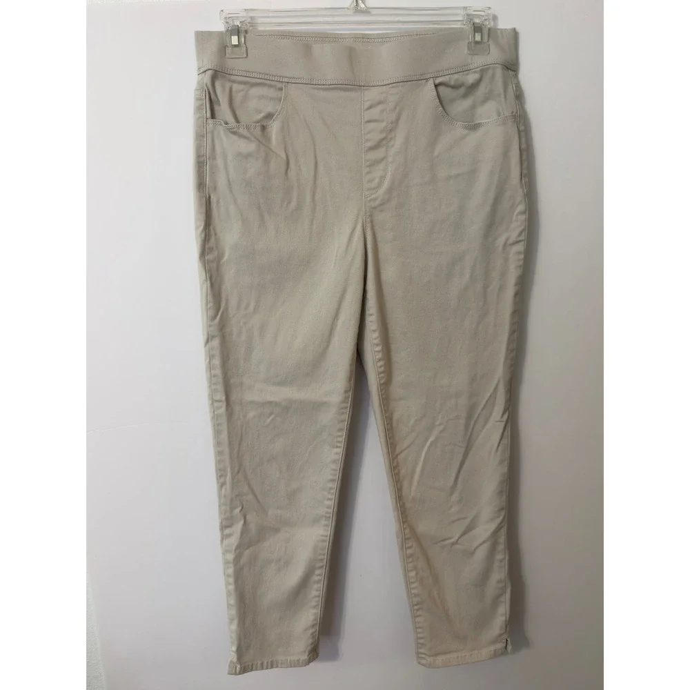 Gloria Vanderbilt All Around Slimming‎ Effect Pants Beige Cropped Size 10