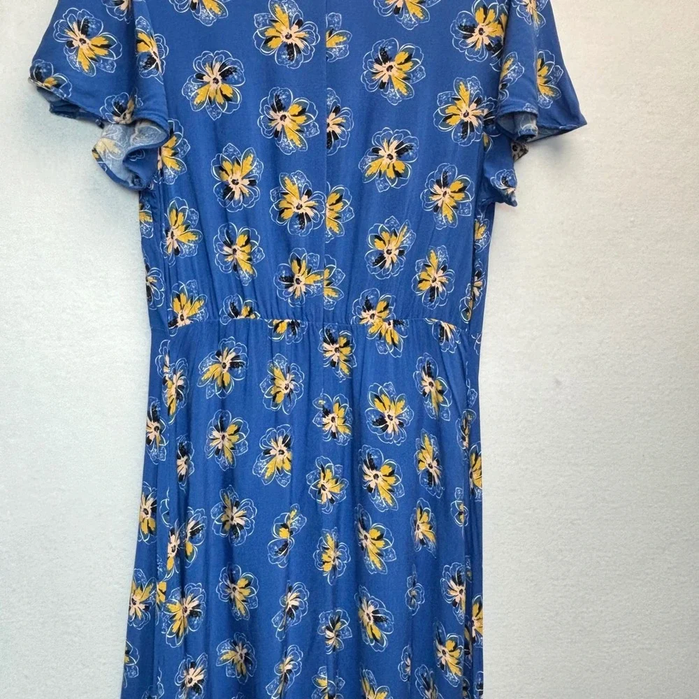 Morgan Taylor floral flutter