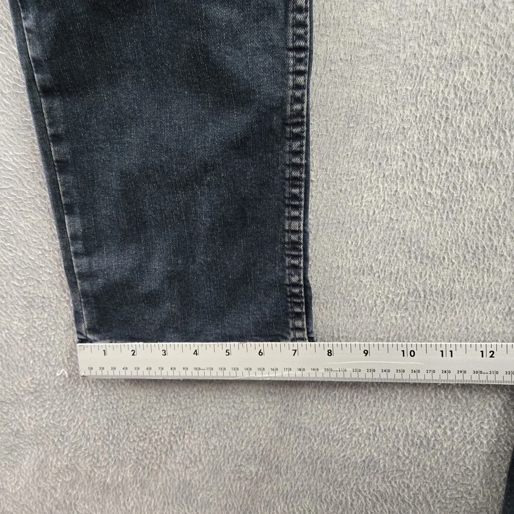Levis *please carefully
