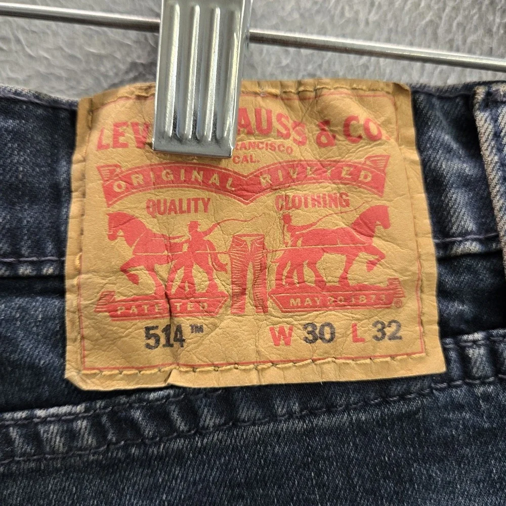 Levis *please carefully