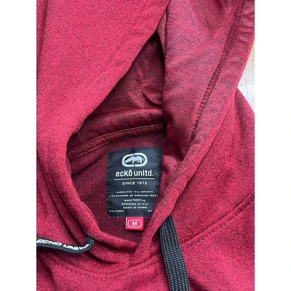 Ecko Unlimited classic streetwear left