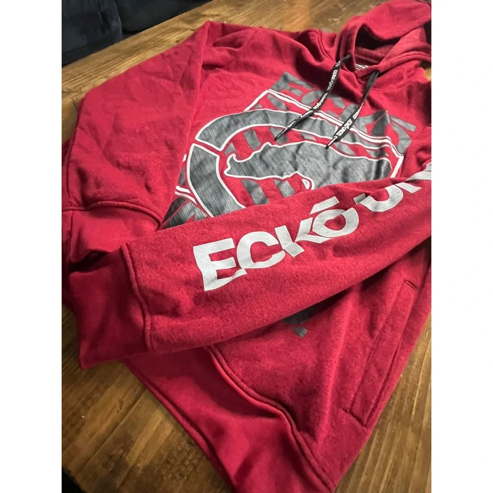 Ecko Unlimited offers ribbed