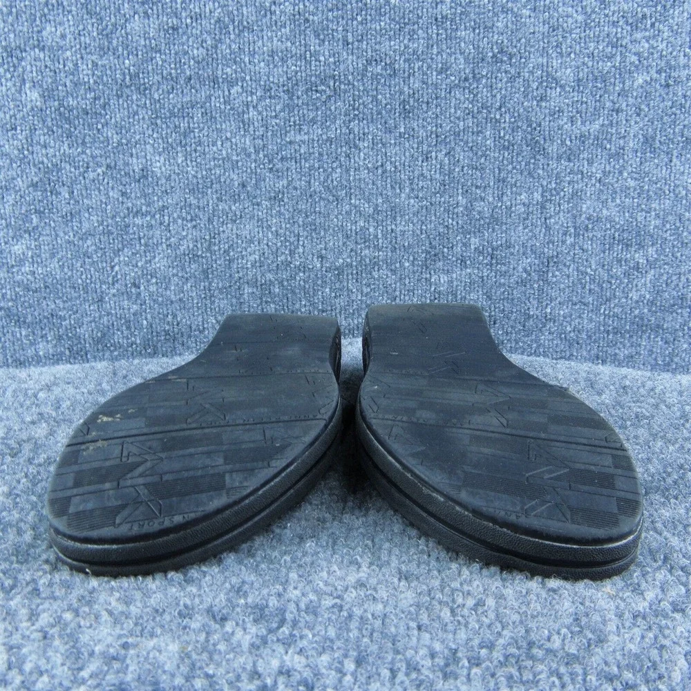 Anne Klein welcome shoe