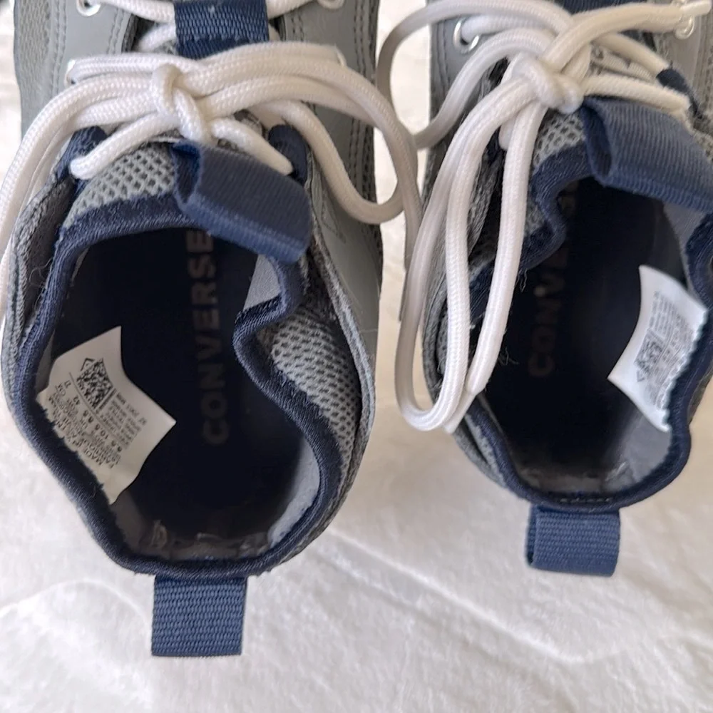 Converse pre loved