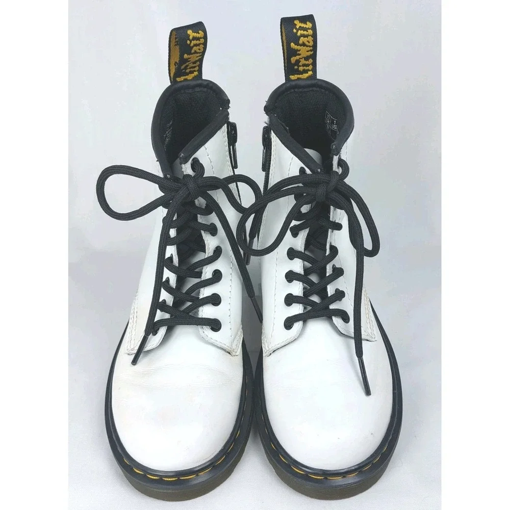 Doc Martens Dr. Martens *please note