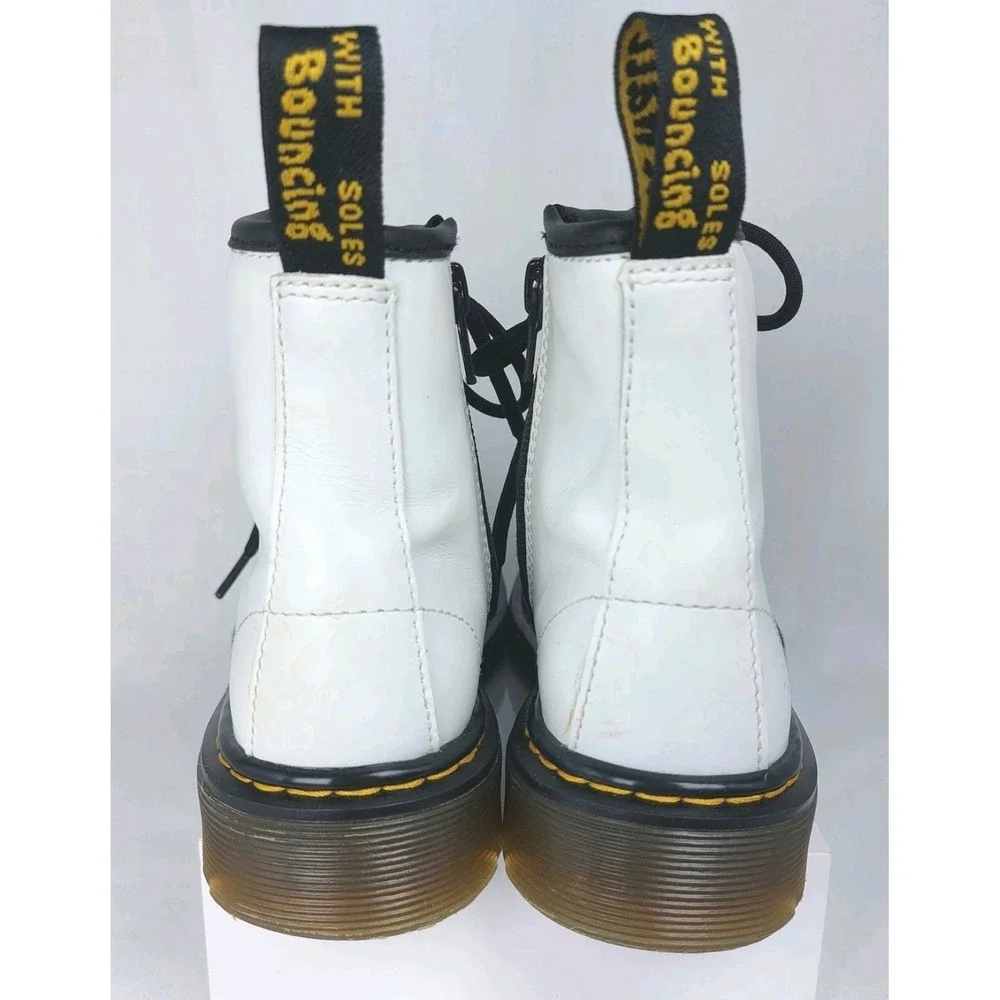 Doc Martens Dr. Martens *please note
