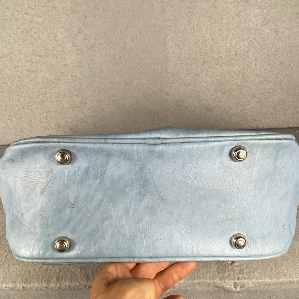 N/A excellent zippers