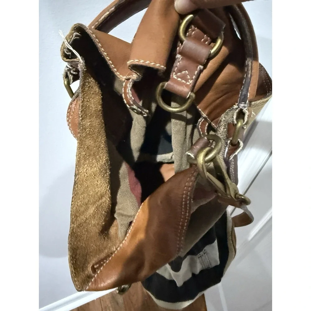 Burberry pre owned