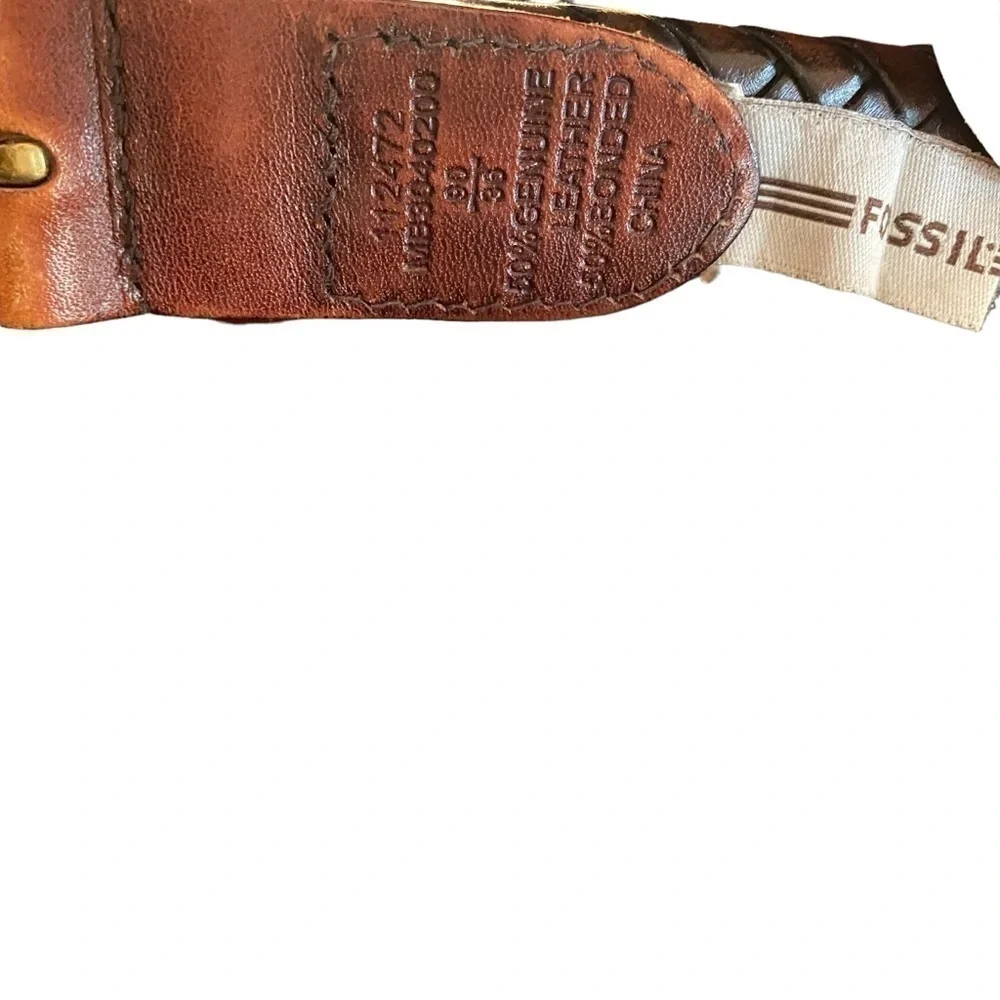 Fossil brown be