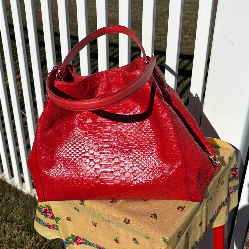 Coach edie python