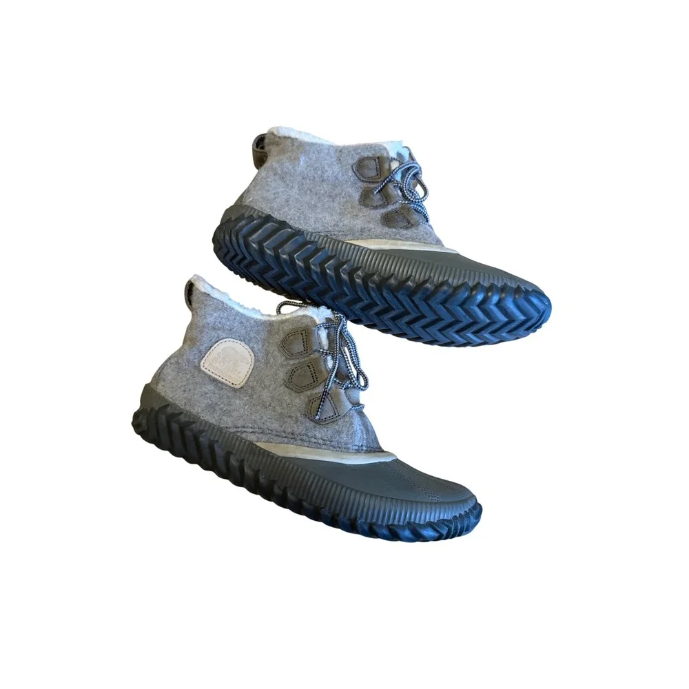 Sorel women out