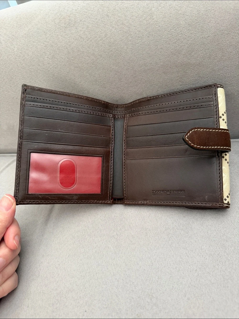 Dooney & Bourke compact dooney