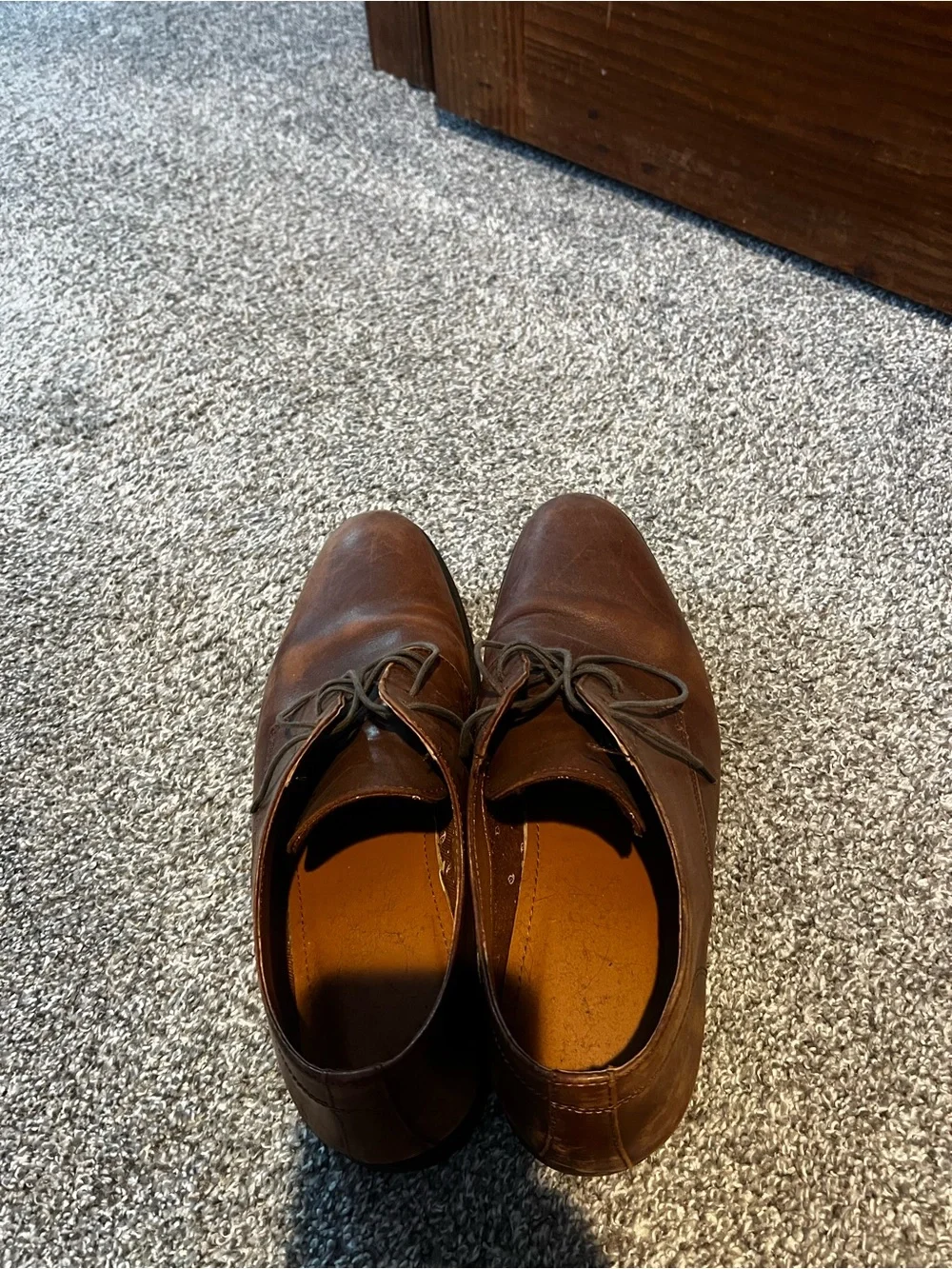 Classic Men's Brown Leather Dress Shoes