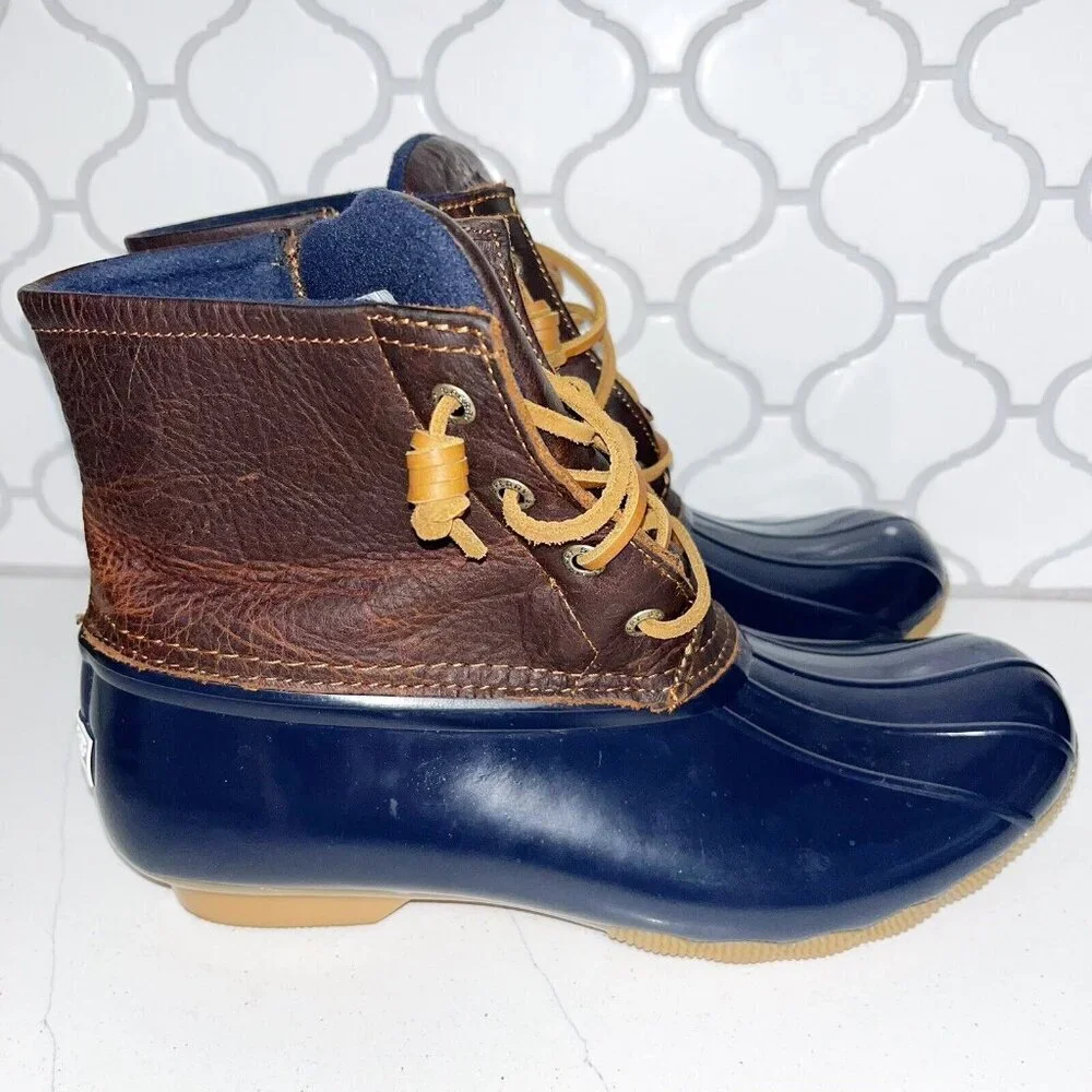 Sperry saltwater navy