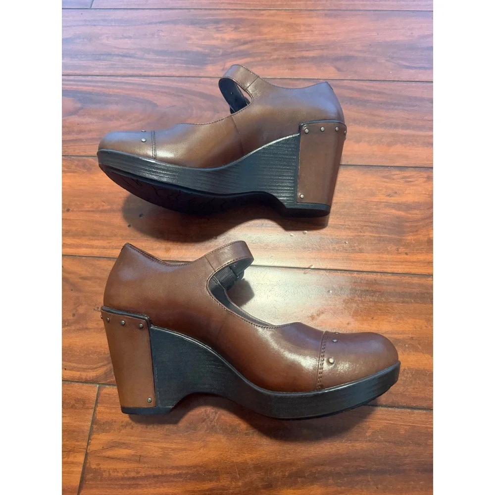 Dansko brown leather