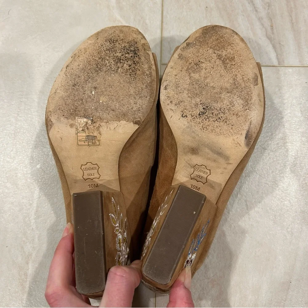 Tory Burch step into
