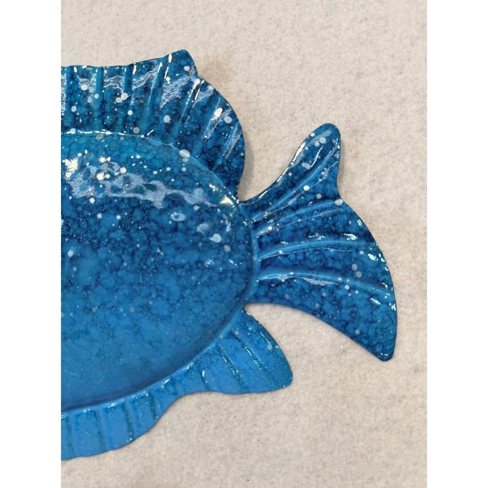 N/A handcrafted metal
