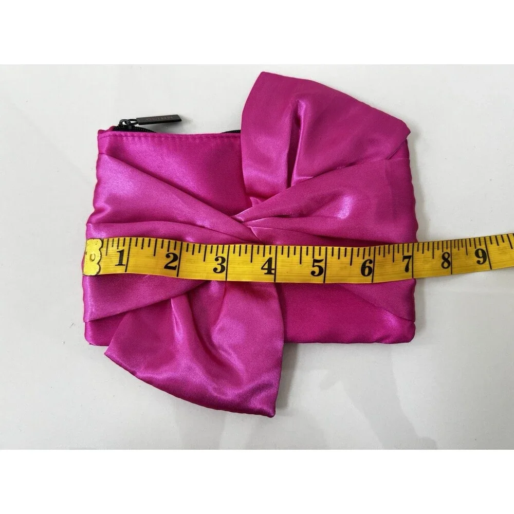 ipsy hot pink
