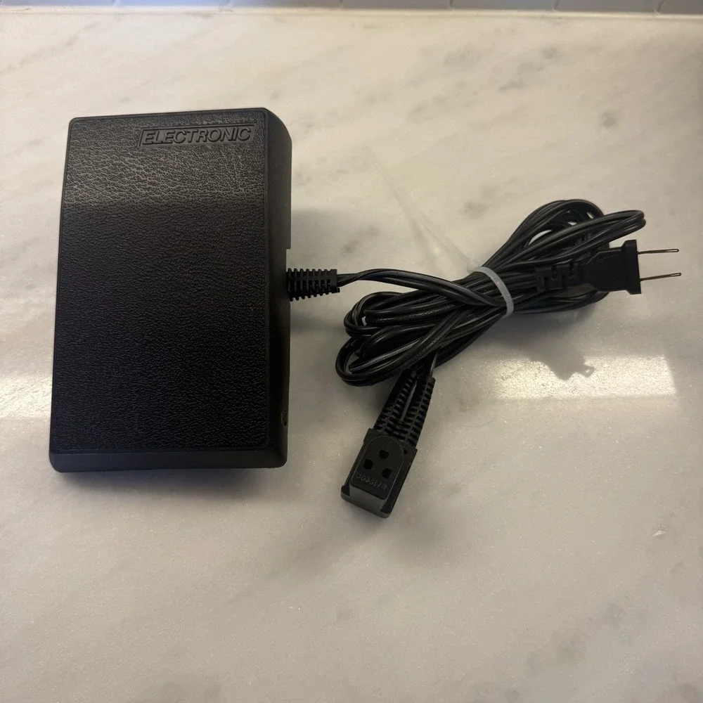 Singer‎ Electronic Sewing Machine Foot Pedal CR 606, Part No. 362095-001