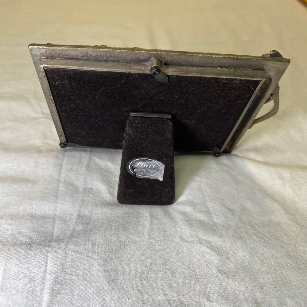 The Unbranded Brand set vintage