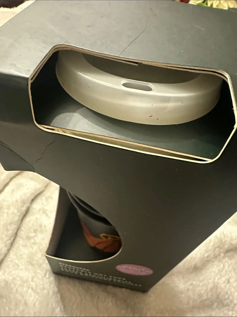 Starbucks set reusable