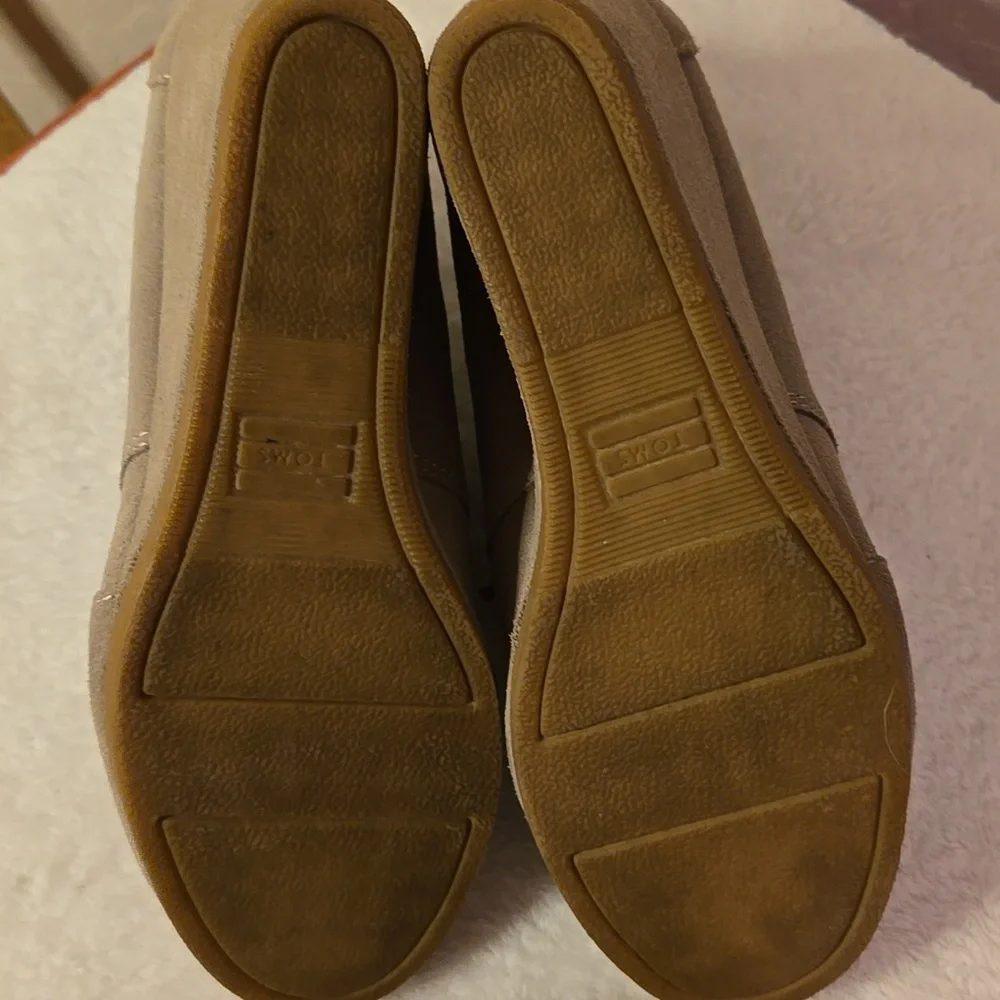 Toms beige lace