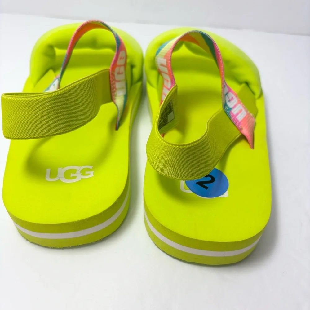 UGG neon green