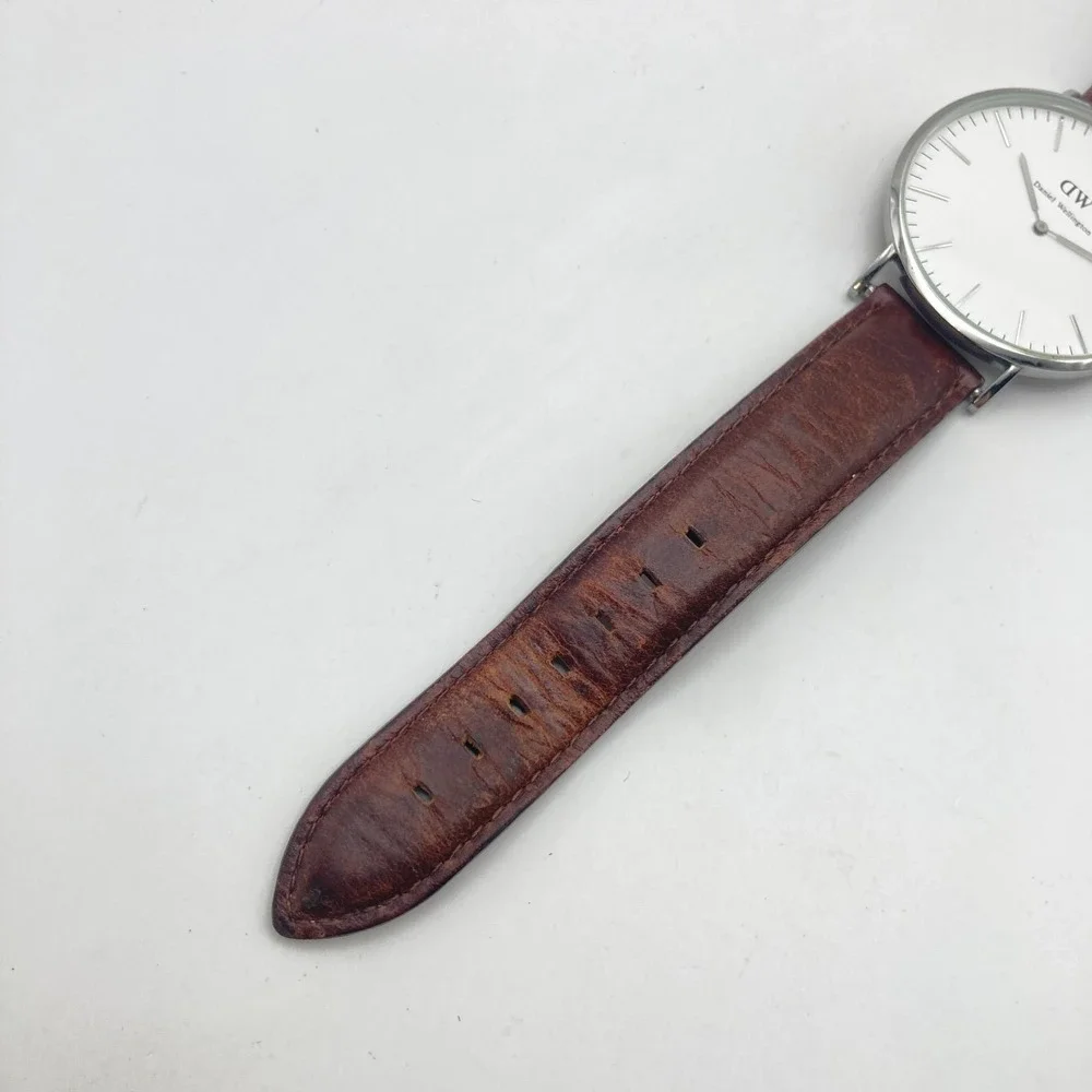 Daniel Wellington good used