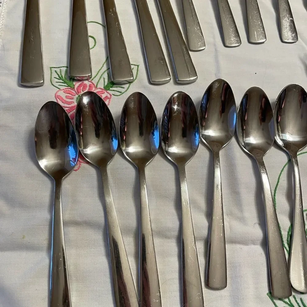 N/A soup spoons