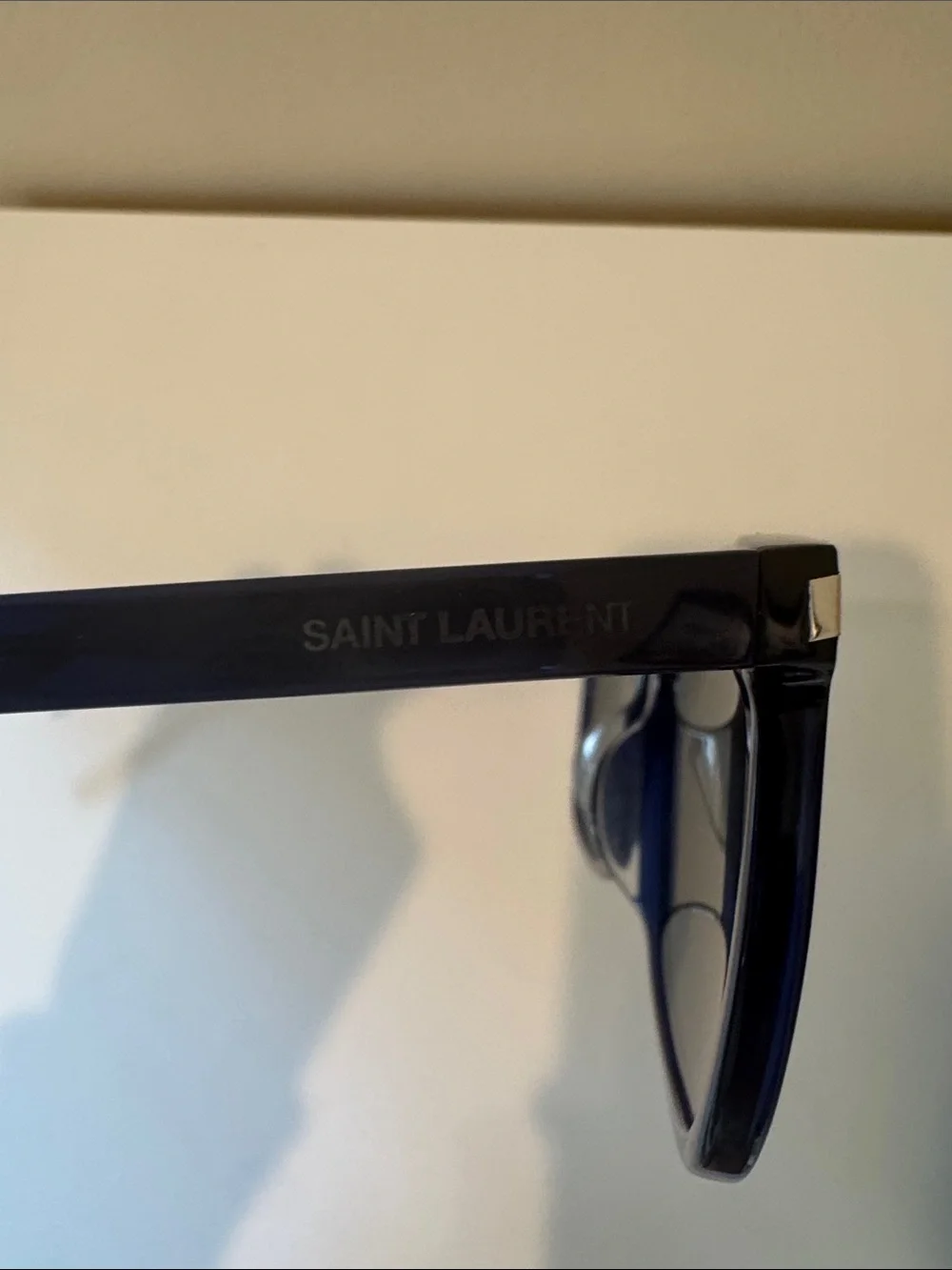 Saint Laurent bold square