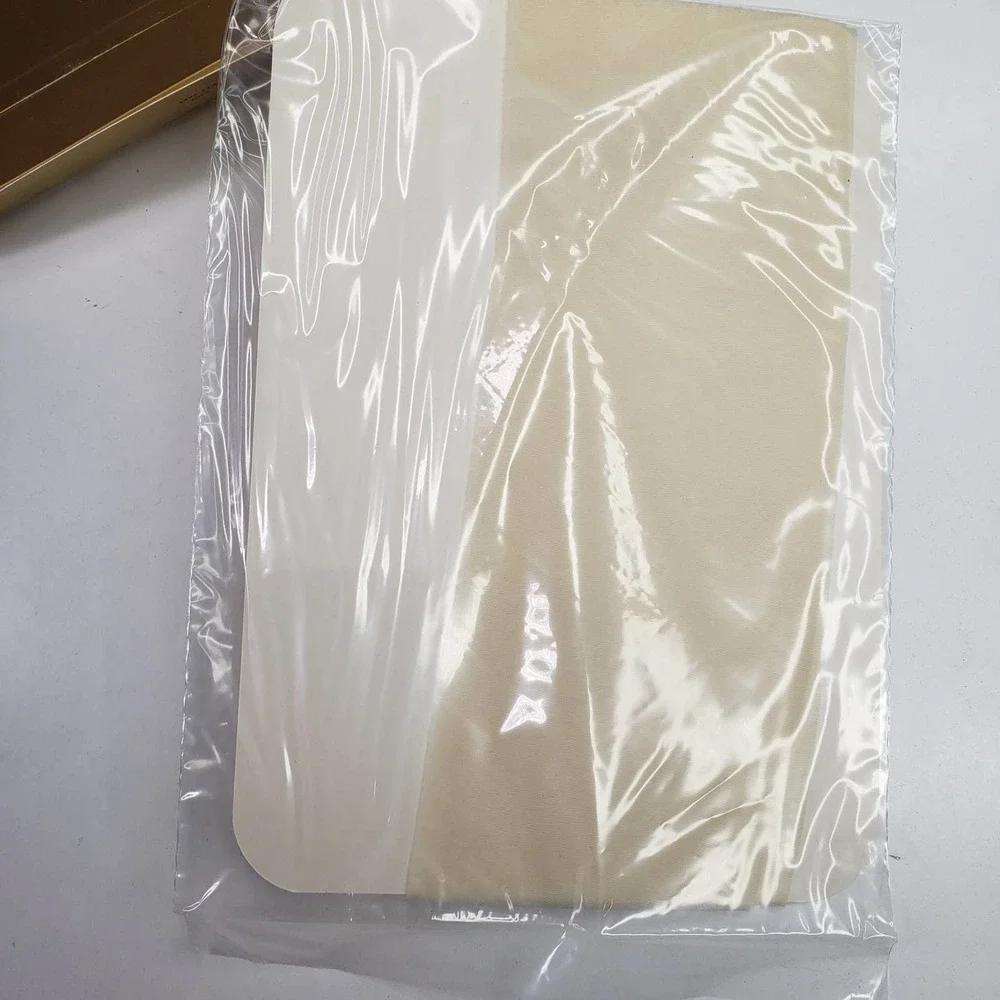 Victorias Secret ivory stockings