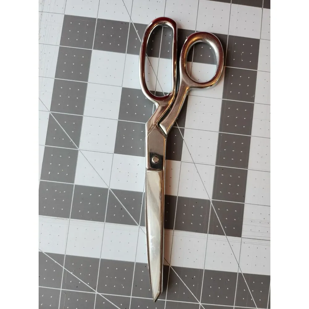 N/A inch dressmaker