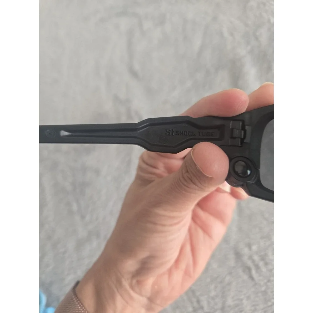Oakley shocktube matte