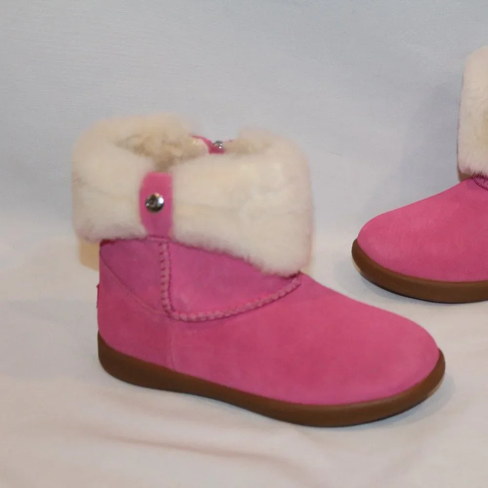 UGG cozy cute