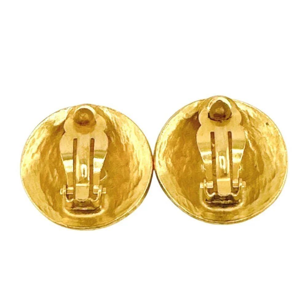 CHANEL authentic gold