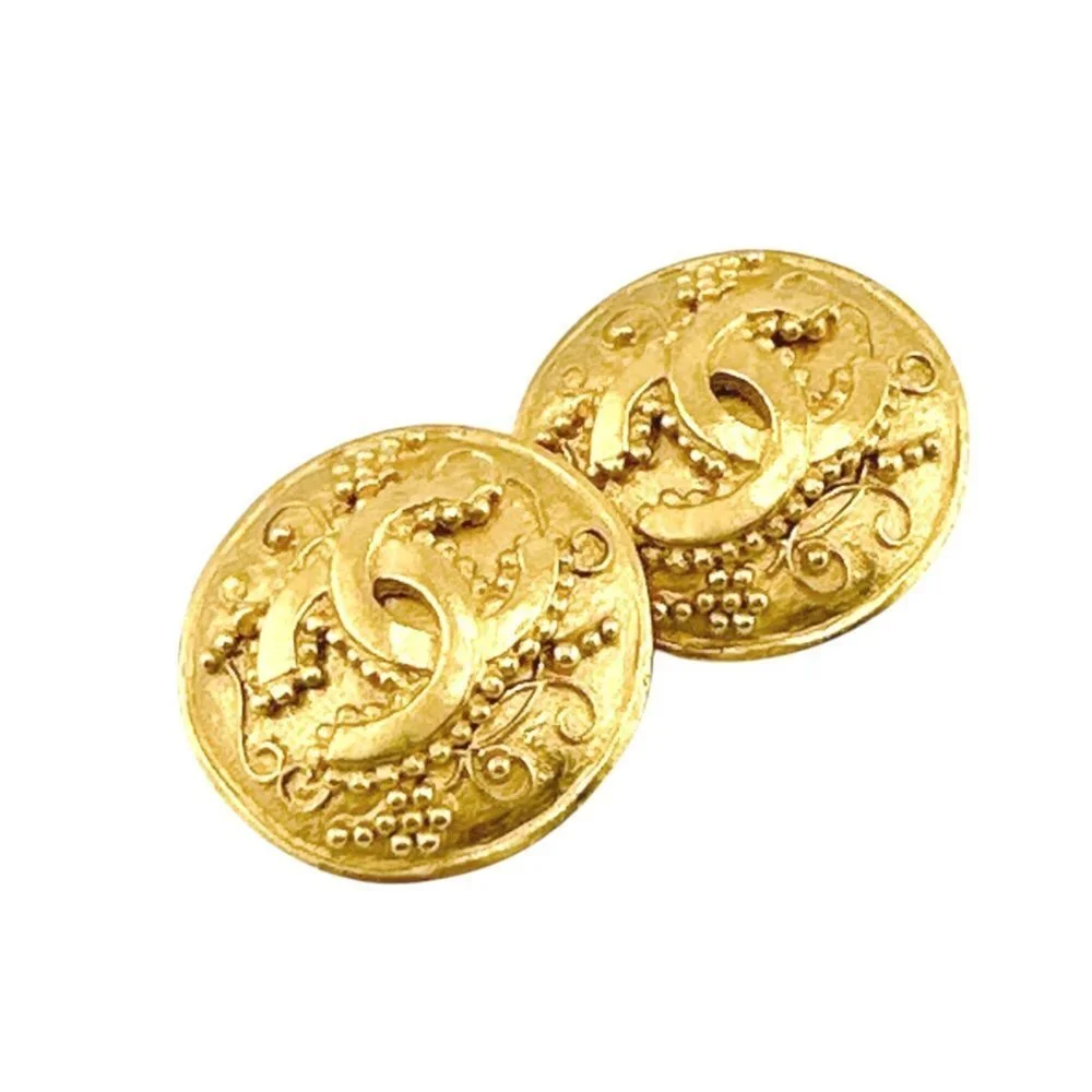 CHANEL authentic gold