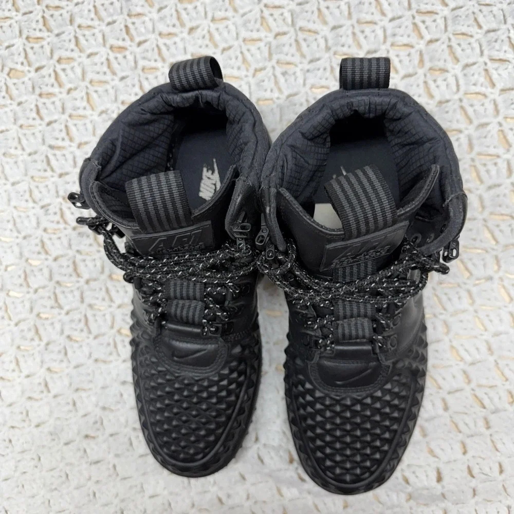 Nike please check