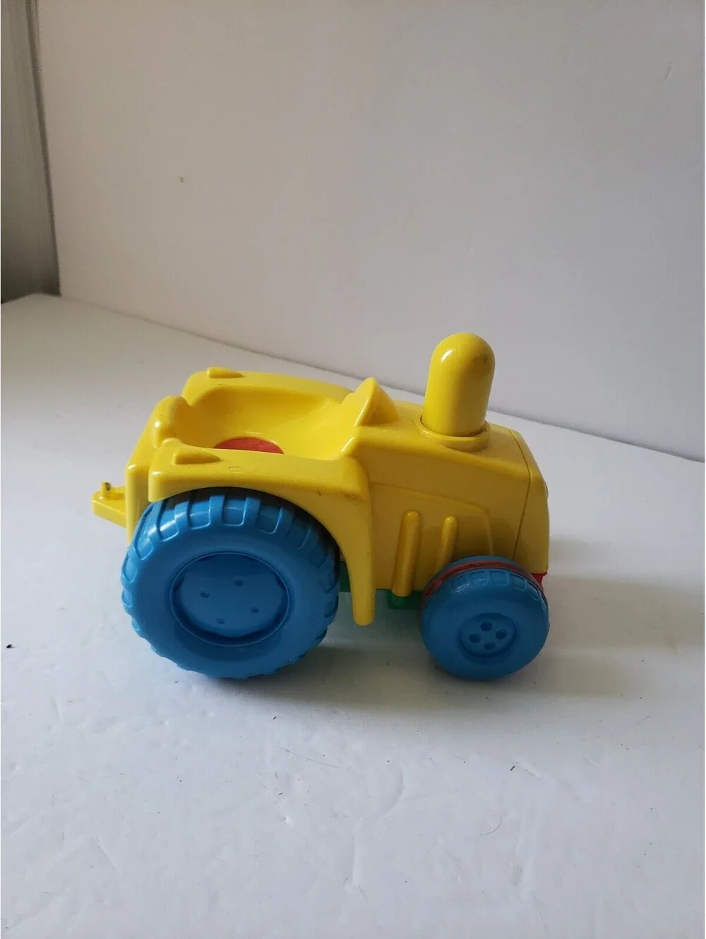 Hasbro Playskool Yellow Push & Drive Tractor Vintage 1995