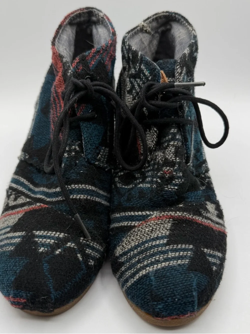 Toms women’s lace